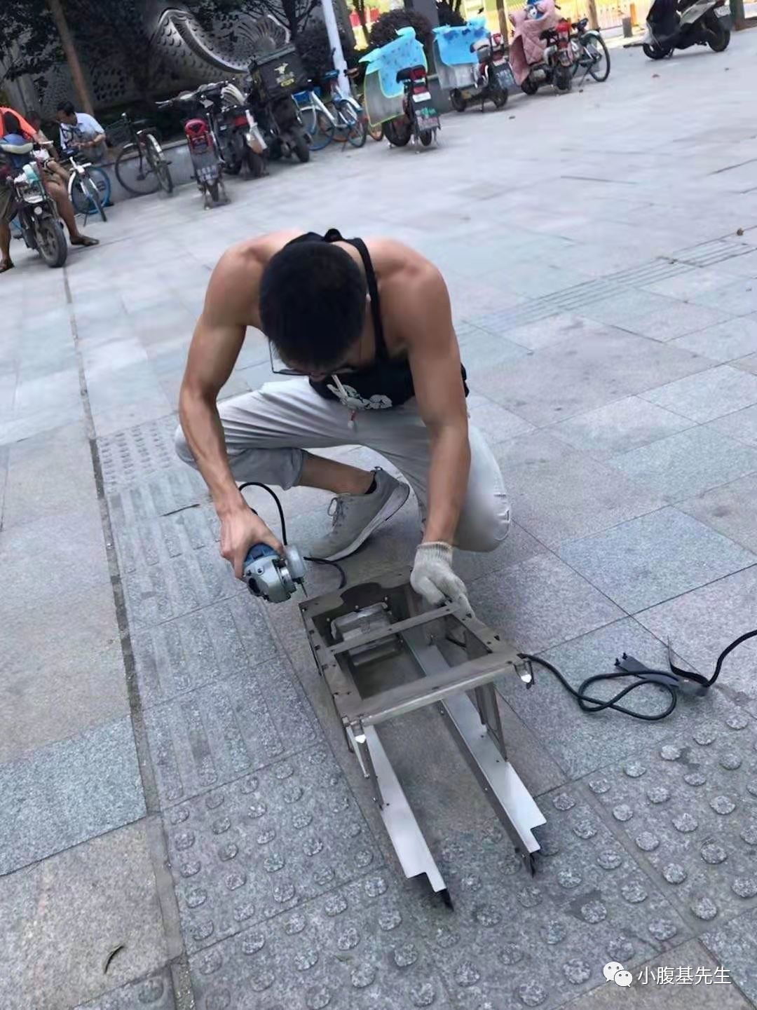 0.jpg