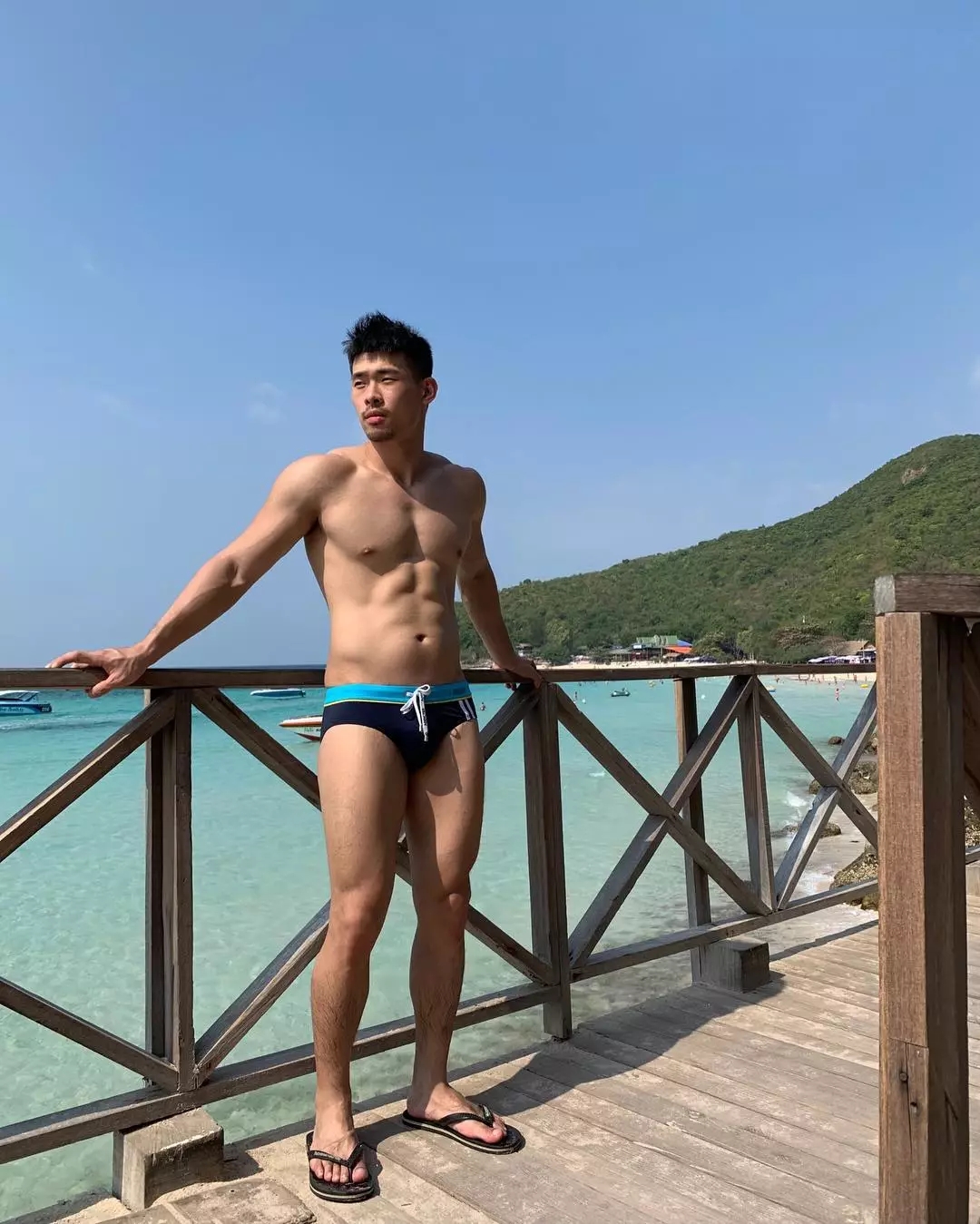 汤弘宇