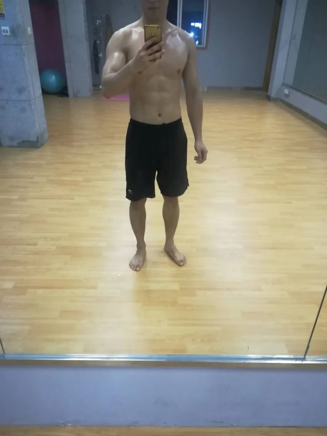 锋哥